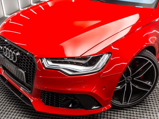 AUDI A6 RS 6 4.0 TFSI quattro tiptronic Avant