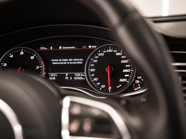 AUDI A6 RS 6 4.0 TFSI quattro tiptronic Avant