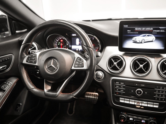 MERCEDES Clase CLA 220 d Shooting Brake