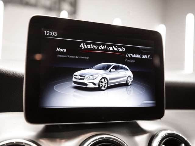 MERCEDES Clase CLA 220 d Shooting Brake