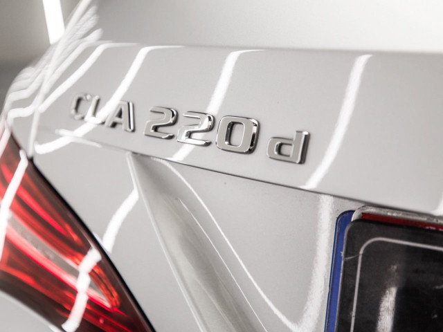 MERCEDES Clase CLA 220 d Shooting Brake