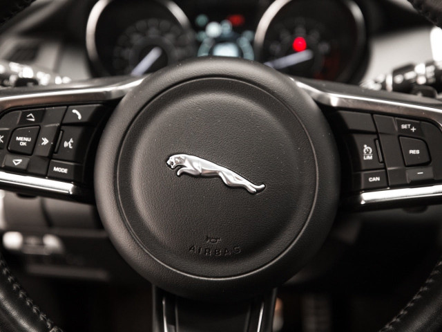 JAGUAR EPace 2.0P 147kW RDynamic 4WD Auto