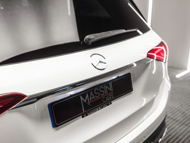 MERCEDES GLE 300 d 4MATIC