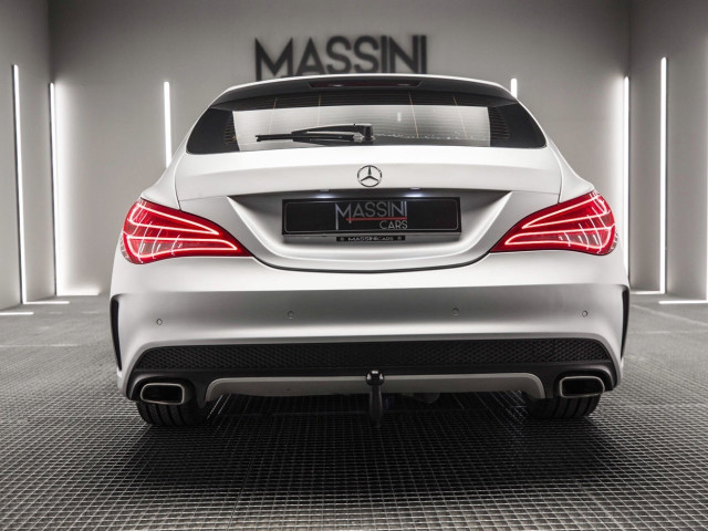 MERCEDES Clase CLA 220 CDI Aut. AMG Line Shooting Brake