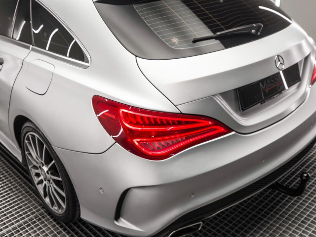 MERCEDES Clase CLA 220 CDI Aut. AMG Line Shooting Brake