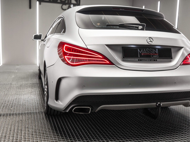 MERCEDES Clase CLA 220 CDI Aut. AMG Line Shooting Brake