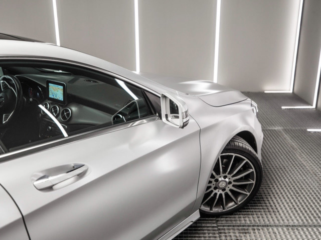 MERCEDES Clase CLA 220 CDI Aut. AMG Line Shooting Brake