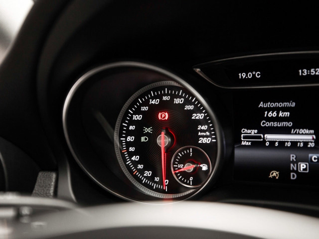 MERCEDES Clase CLA 200 d Shooting Brake