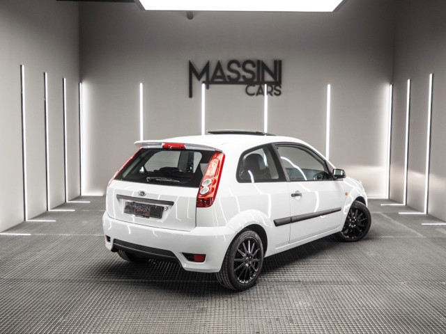 FORD Fiesta 1.6 TDCi Sport Coupe