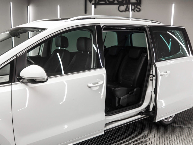 VOLKSWAGEN Sharan Sport 2.0 TSI 220CV BMT DSG