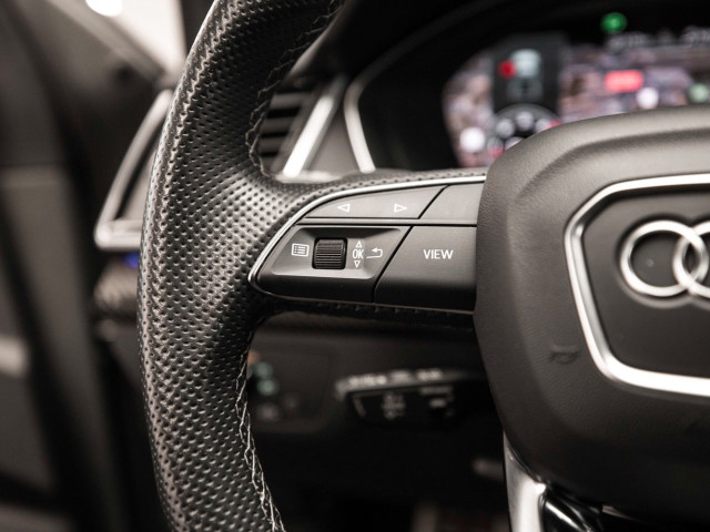 AUDI Q5 SPORTBACK SQ5 TDI Quattro