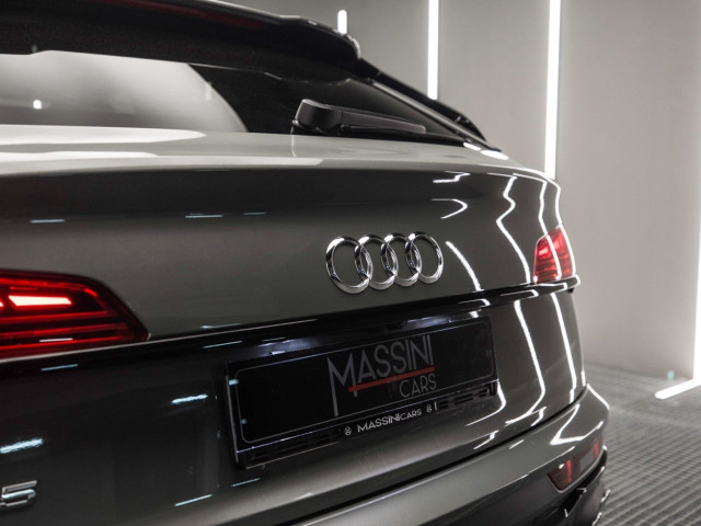 AUDI Q5 SPORTBACK SQ5 TDI Quattro