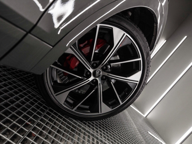 AUDI Q5 SPORTBACK SQ5 TDI Quattro