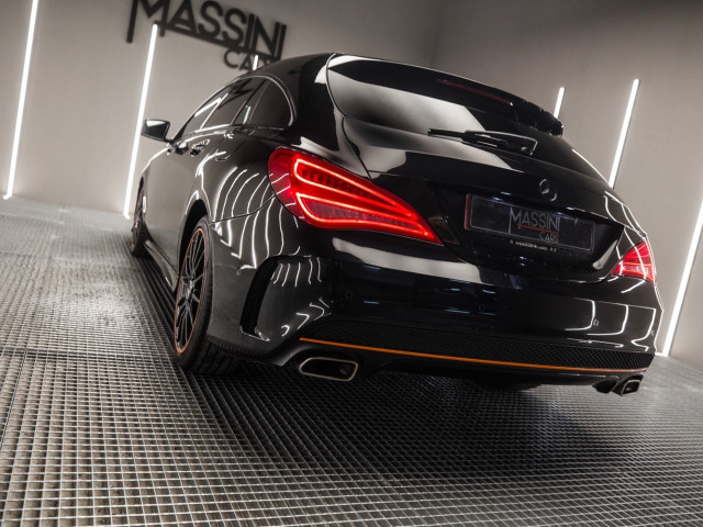 MERCEDES Clase CLA 180 OrangeArt Edition Shooting Brake