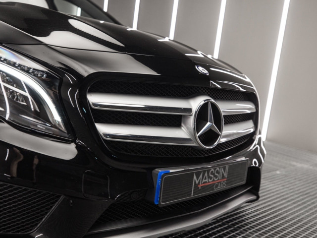 MERCEDES Clase GLA 250 4Matic AMG Line