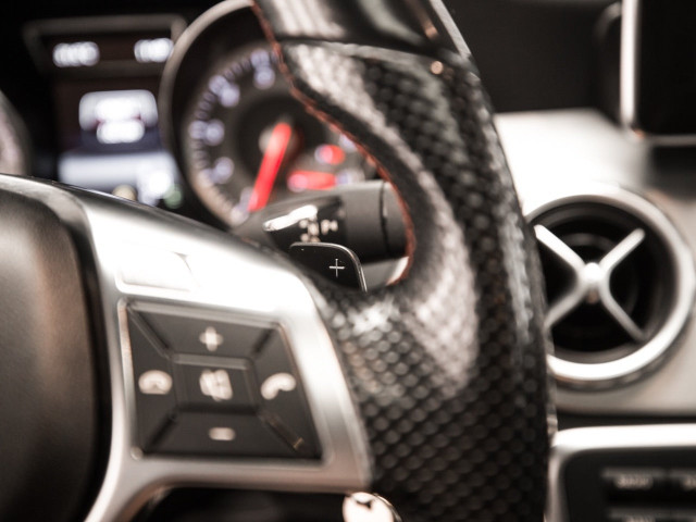 MERCEDES Clase GLA 250 4Matic AMG Line