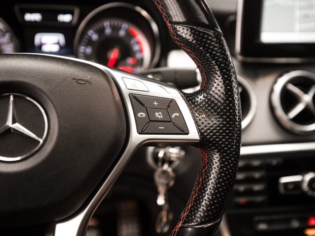 MERCEDES Clase GLA 250 4Matic AMG Line