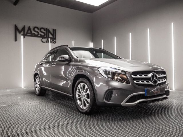 MERCEDES Clase GLA 180