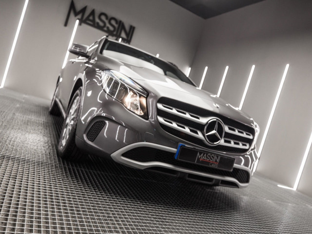 MERCEDES Clase GLA 180