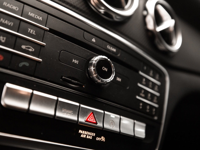 MERCEDES Clase GLA 180