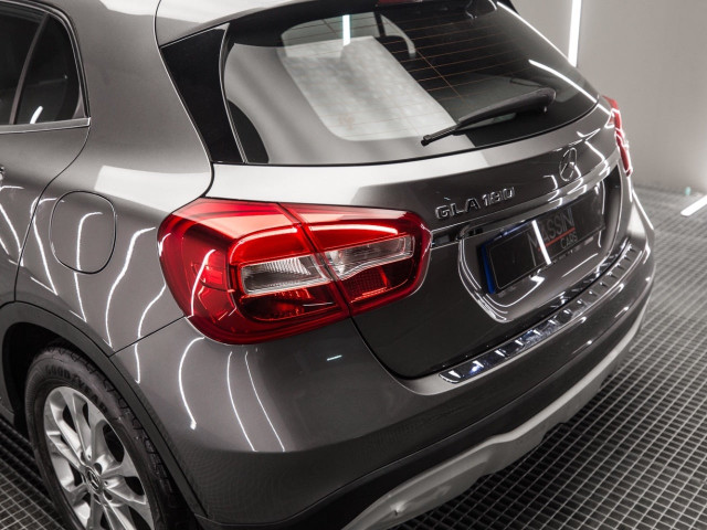 MERCEDES Clase GLA 180