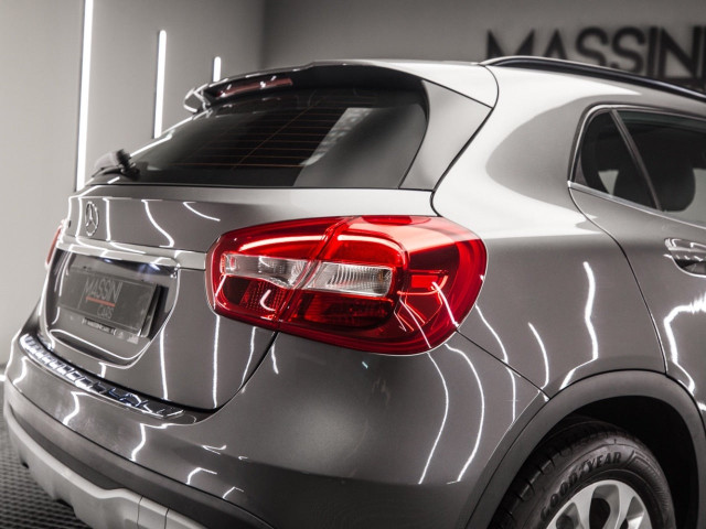 MERCEDES Clase GLA 180