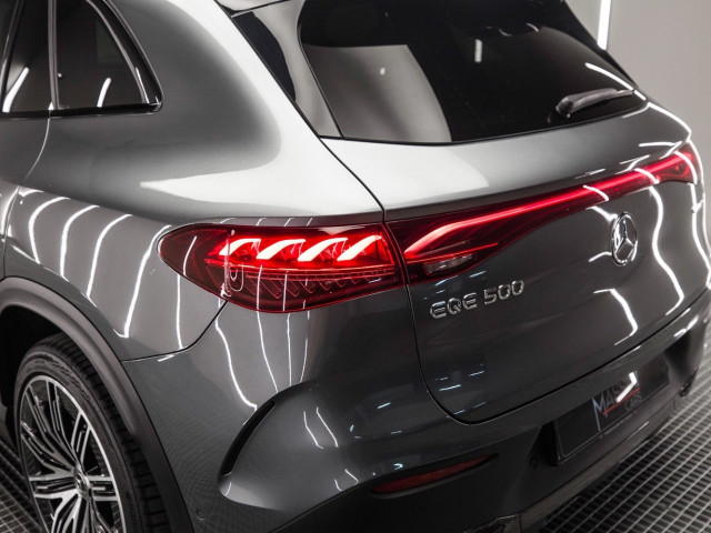 MERCEDES EQE SUV 500 4MATIC AMG Night Edition