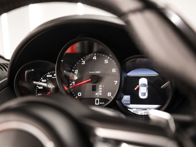 PORSCHE Cayman S
