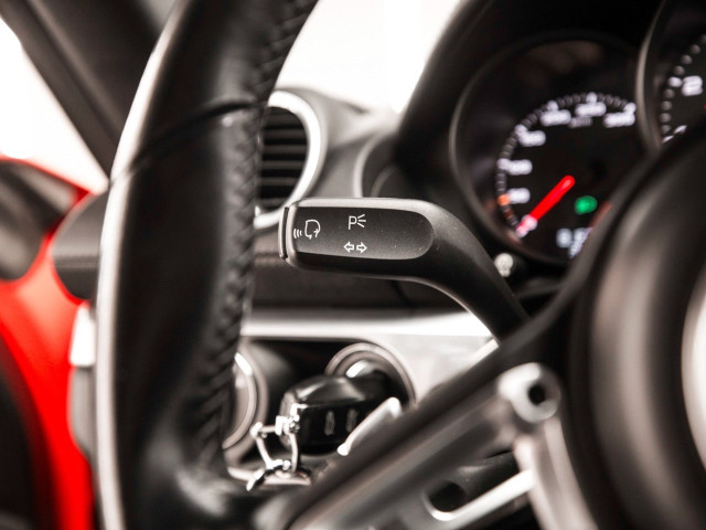 PORSCHE Cayman S