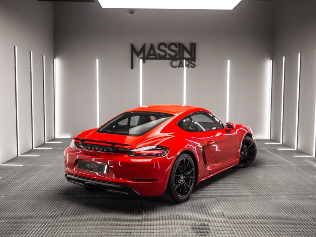 PORSCHE Cayman S