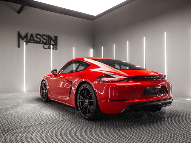 PORSCHE Cayman S