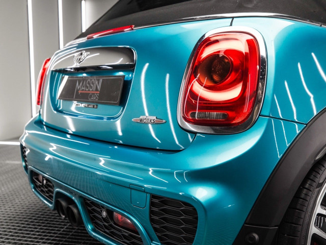 MINI John Cooper Works Cabrio
