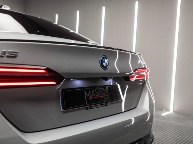 BMW i5 M60 xDrive