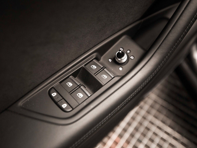 AUDI A4 RS4 Avant Competit Plus TFS 331 kW tiptr