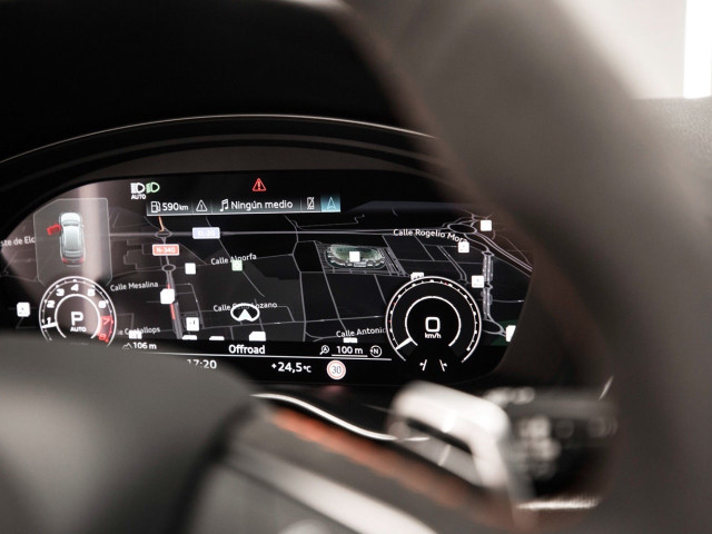 AUDI A4 RS4 Avant Competit Plus TFS 331 kW tiptr