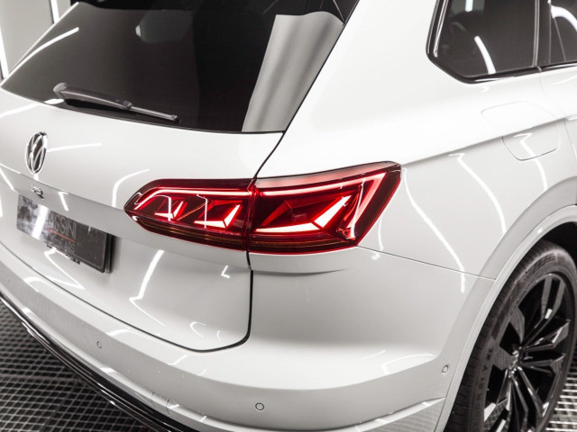 VOLKSWAGEN Touareg R 3.0 V6 TSI 340kW Tip 4M