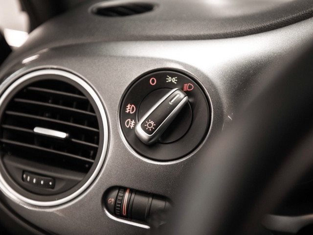 VOLKSWAGEN Beetle 1.6 TDI 105cv Design