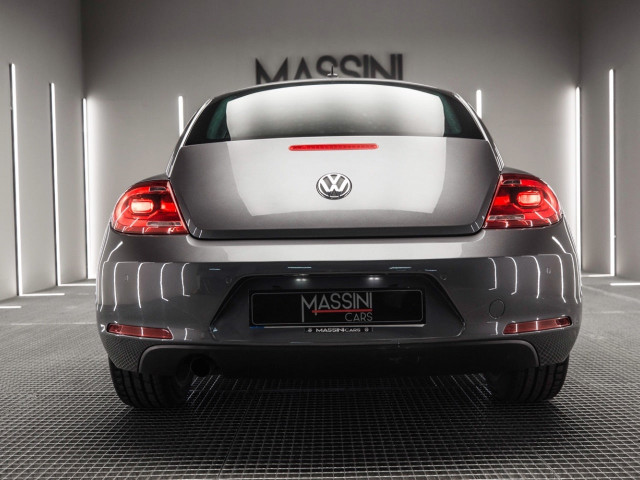 VOLKSWAGEN Beetle 1.6 TDI 105cv Design