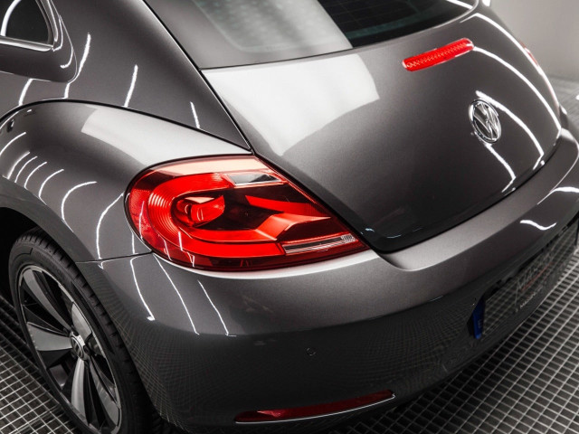 VOLKSWAGEN Beetle 1.6 TDI 105cv Design