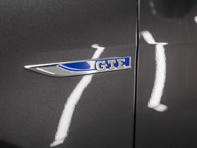 VOLKSWAGEN Golf GTE 1.4 TSI ePower 150kW 204CV DSG