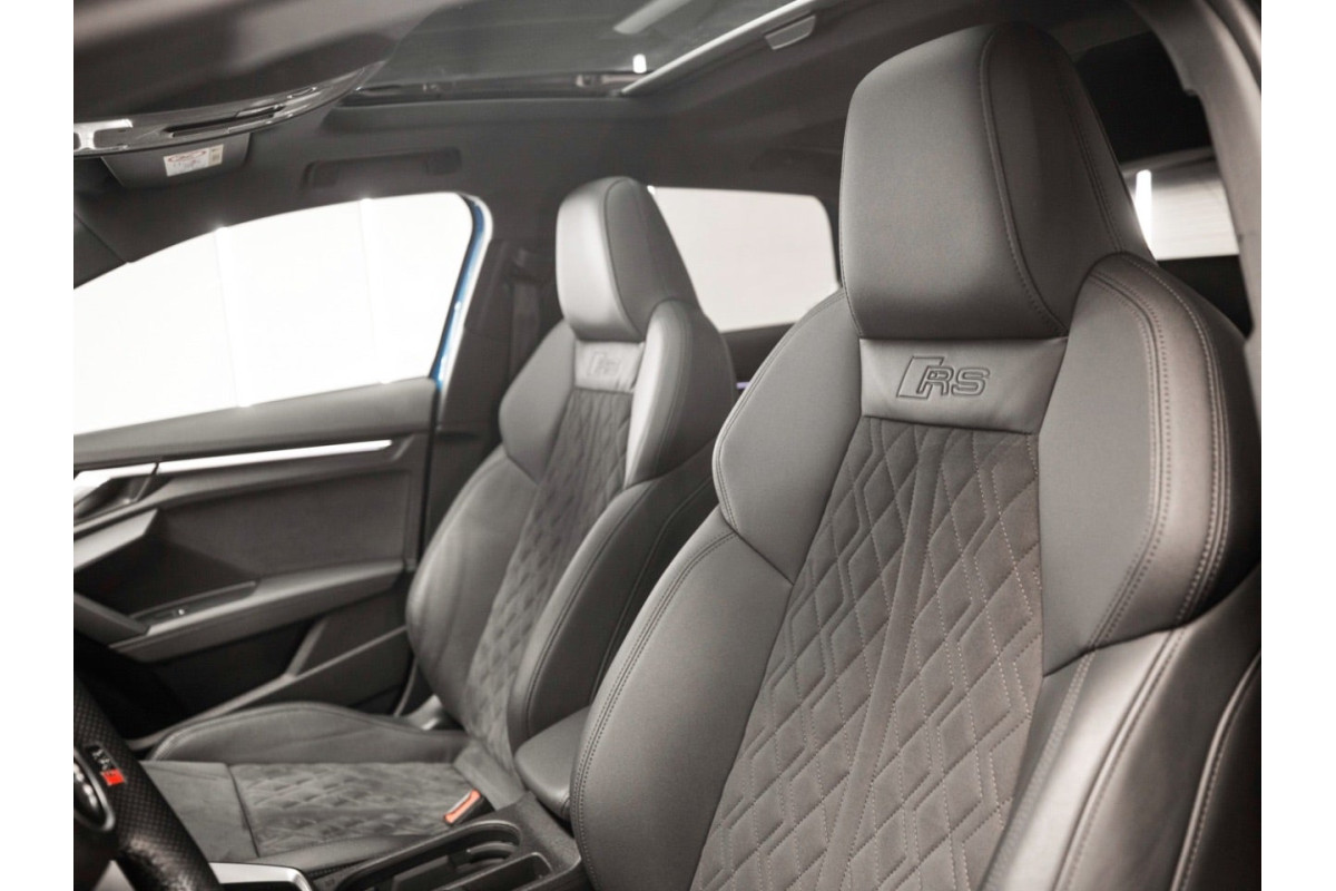 AUDI A3 RS3 Sportback TFSI... 2