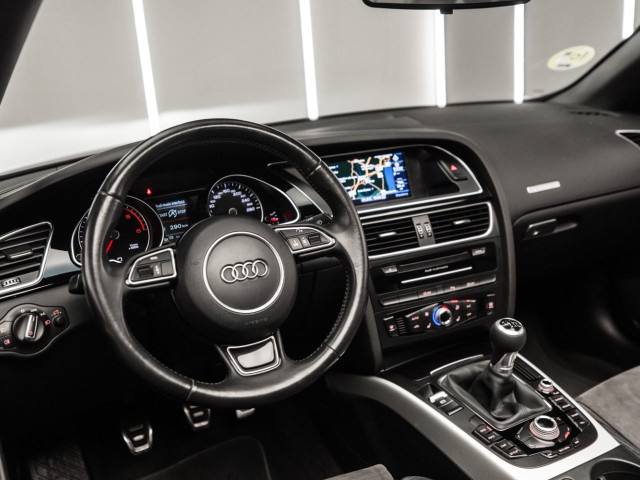 AUDI A5 Cabrio 2.0 TDI clean 190CV quattr S line