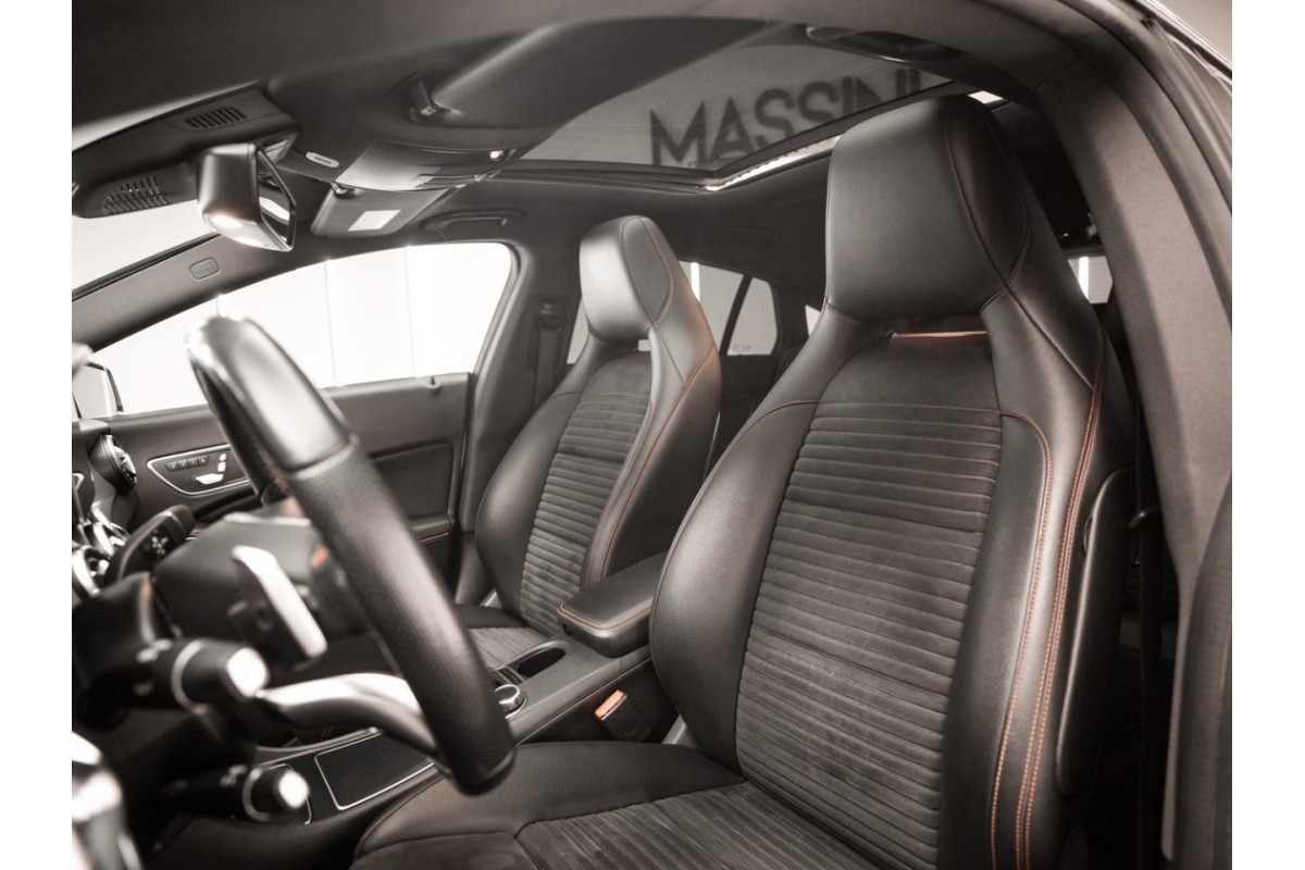 MERCEDES Clase CLA 220 d... 2