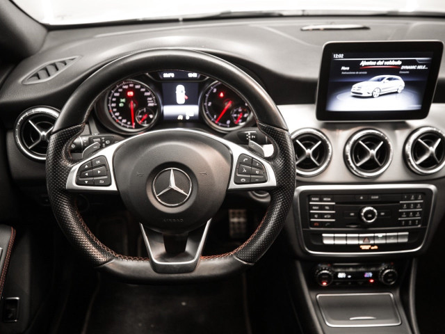 MERCEDES Clase CLA 220 d Shooting Brake