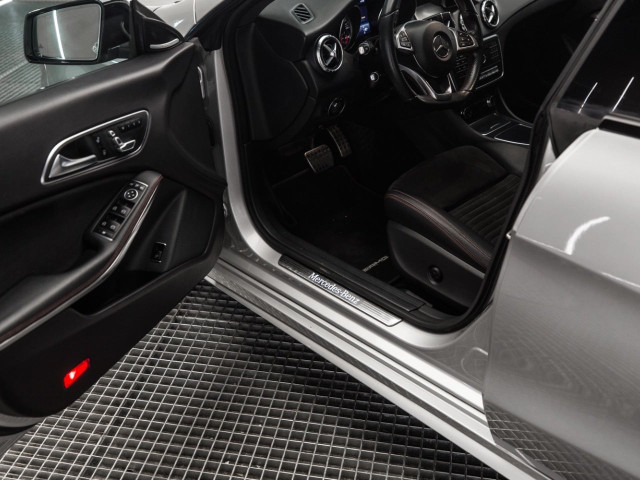 MERCEDES Clase CLA 220 d Shooting Brake