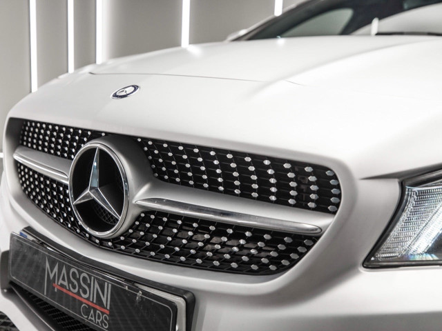 MERCEDES Clase CLA 220 CDI Aut. AMG Line Shooting Brake