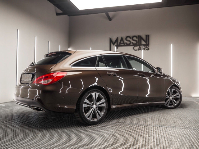 MERCEDES Clase CLA 220 d Urban Shooting Brake