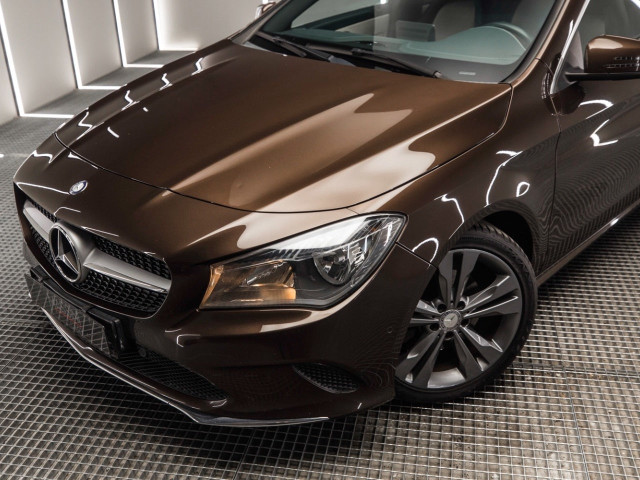 MERCEDES Clase CLA 220 d Urban Shooting Brake