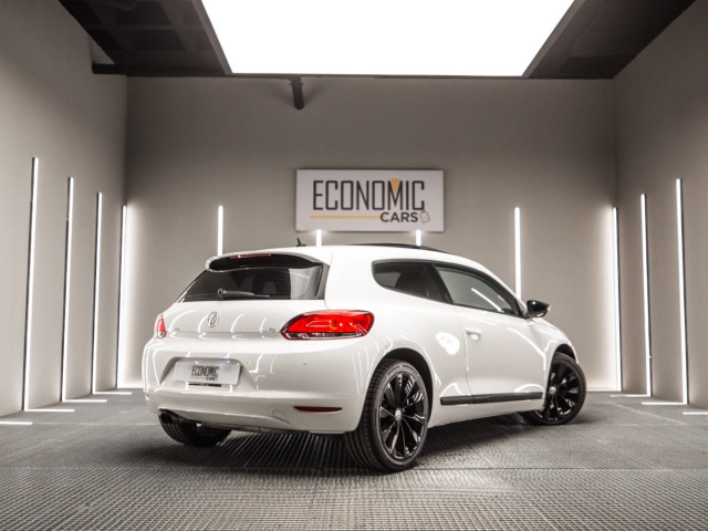 VOLKSWAGEN Scirocco 2.0 TDI 140cv DPF