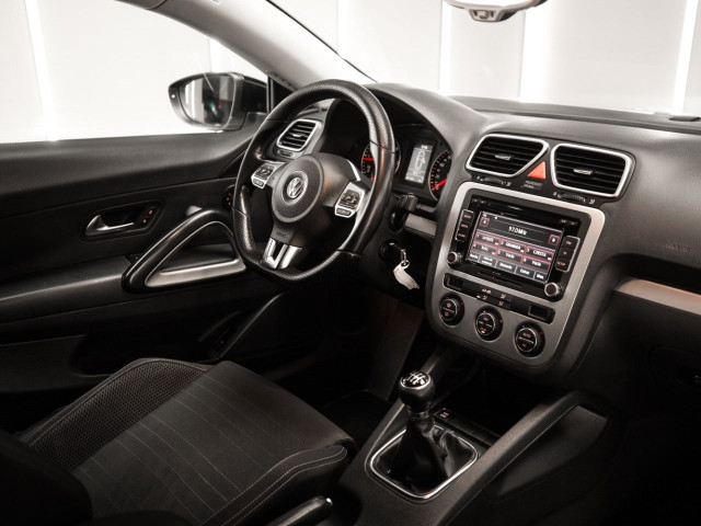 VOLKSWAGEN Scirocco 2.0 TDI 140cv DPF